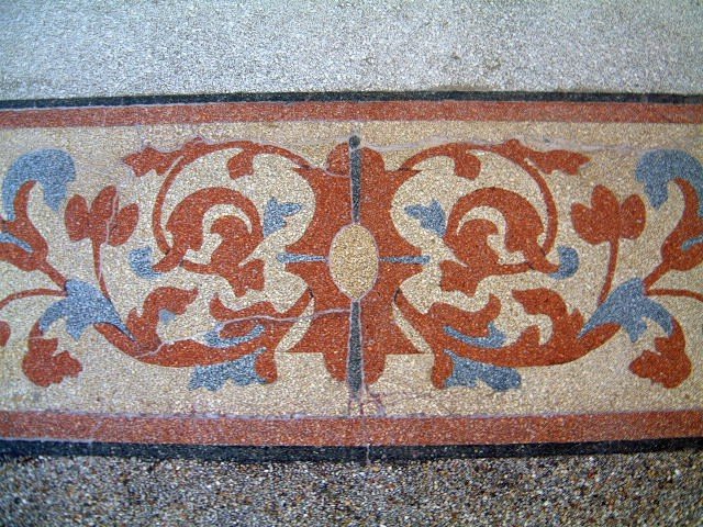 Graniglia floor tiles